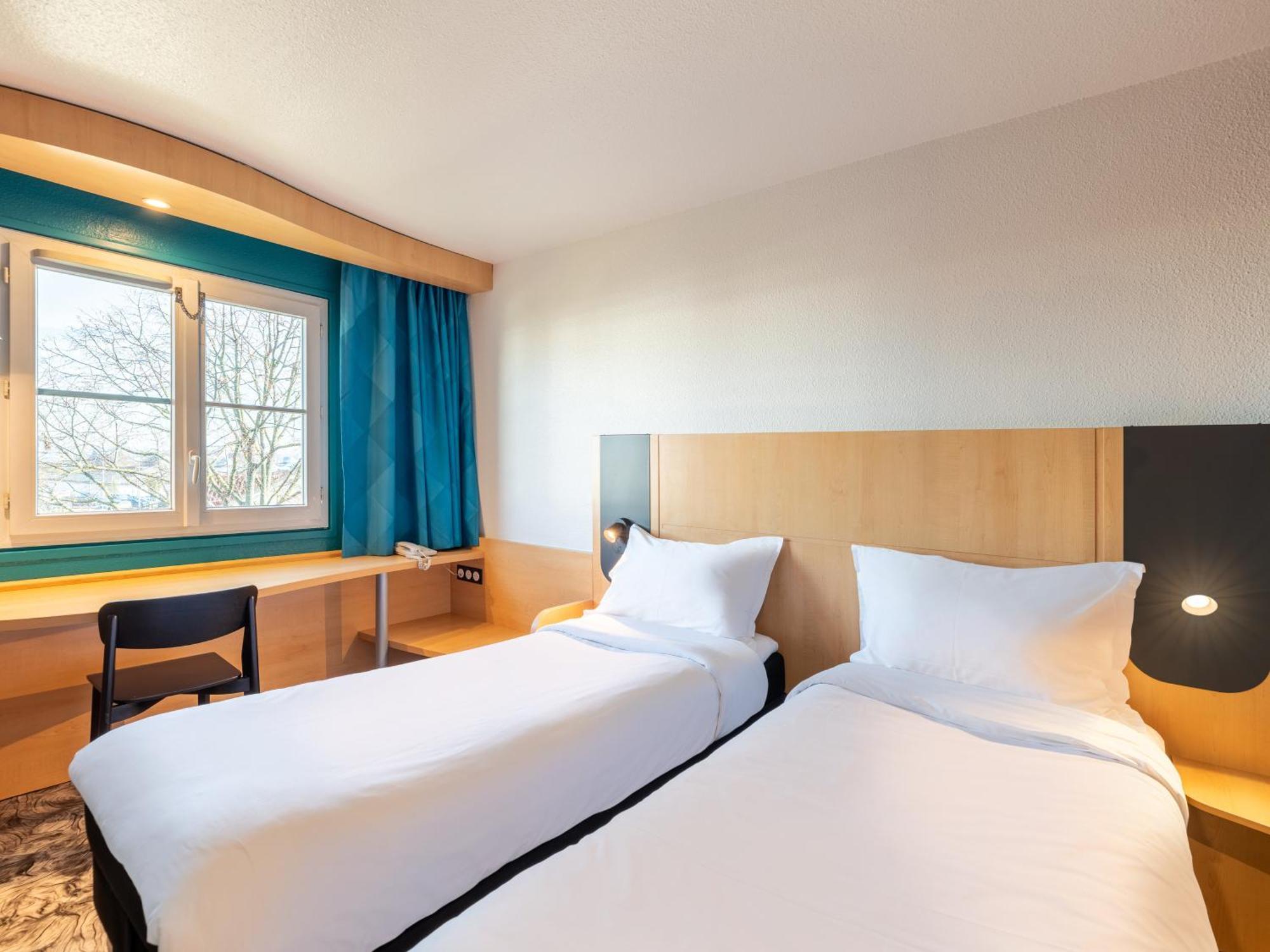 B&B Hotel Lyon Eurexpo Bron Exterior photo