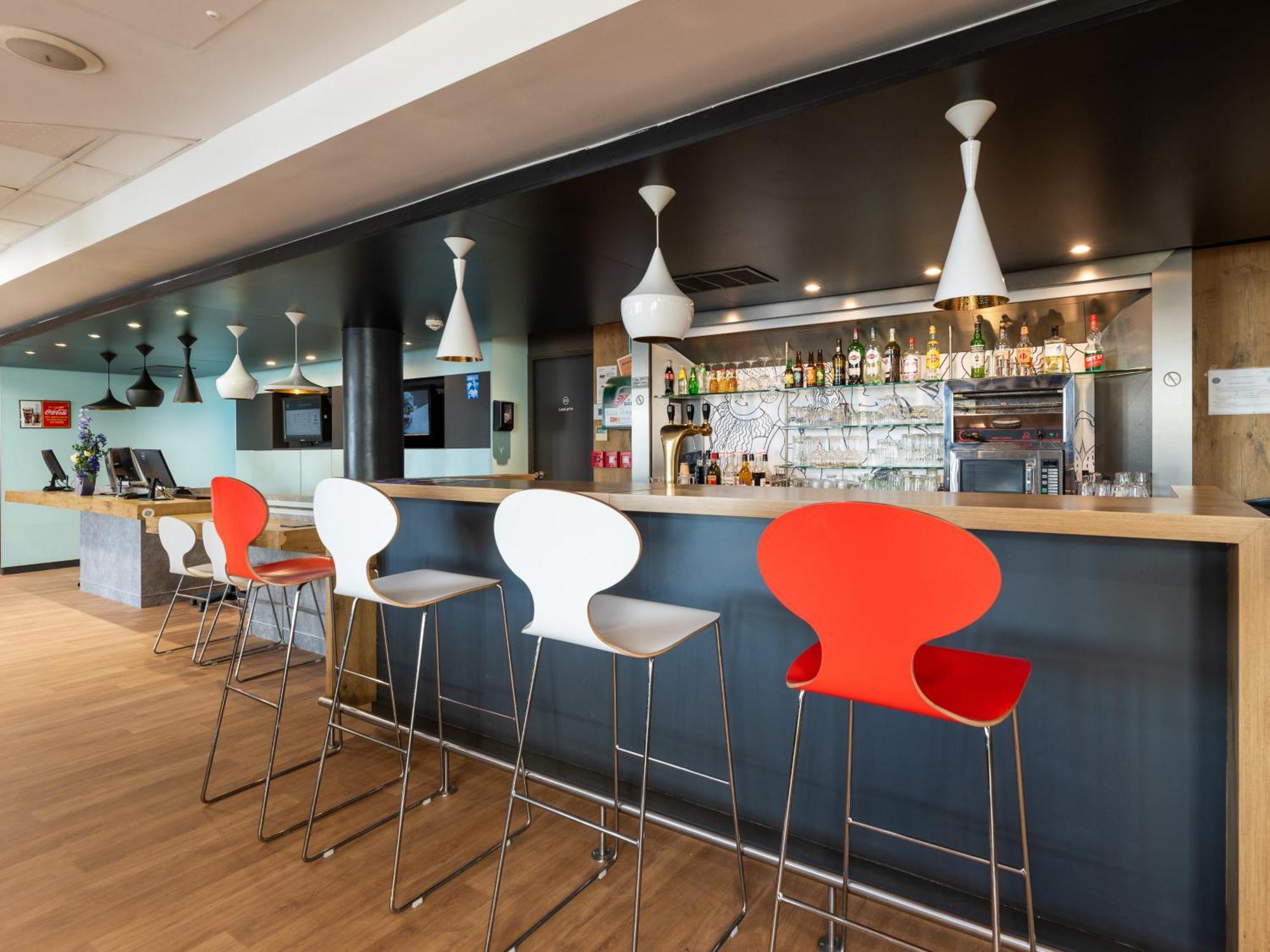 B&B Hotel Lyon Eurexpo Bron Exterior photo
