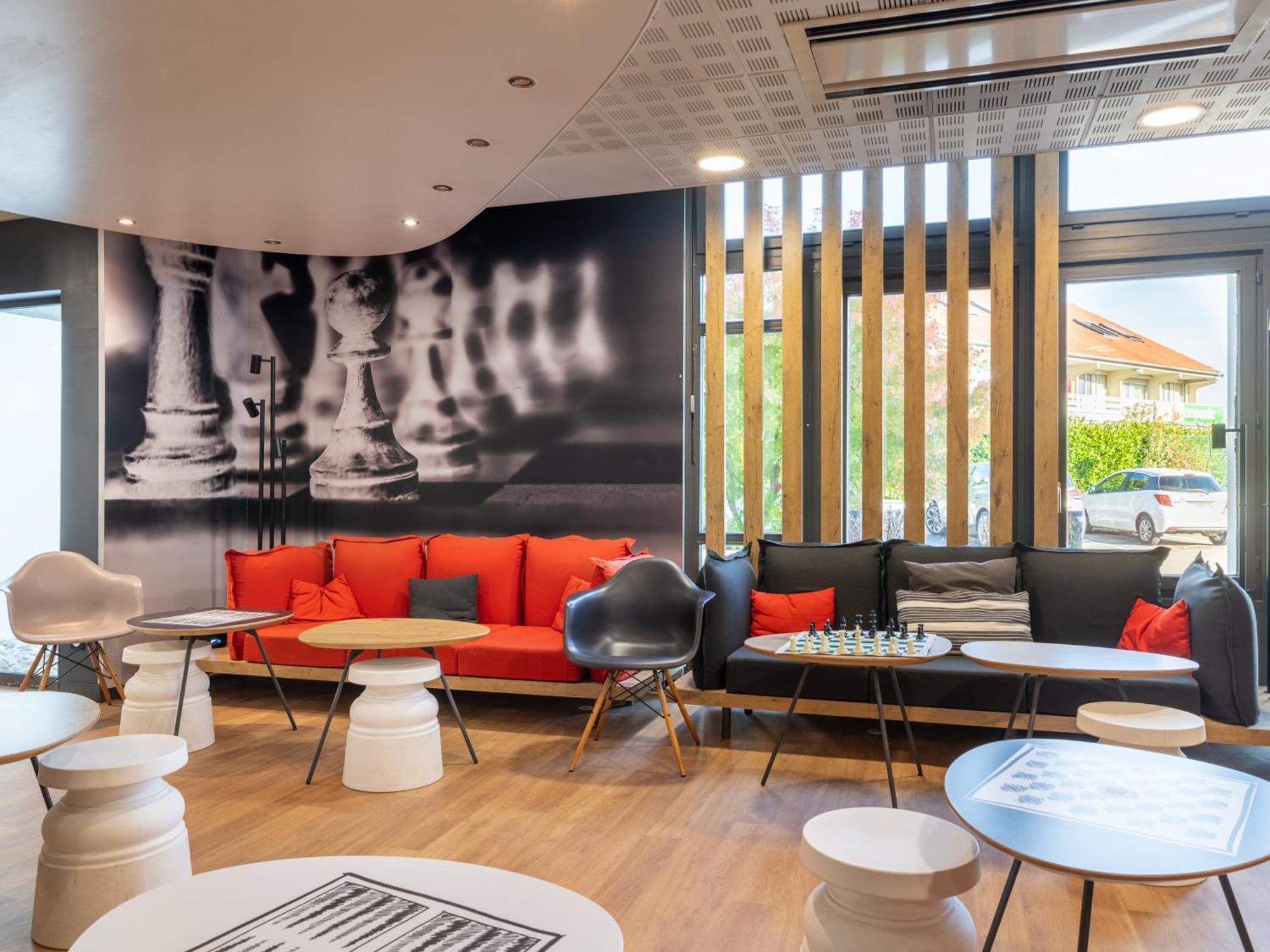 B&B Hotel Lyon Eurexpo Bron Exterior photo