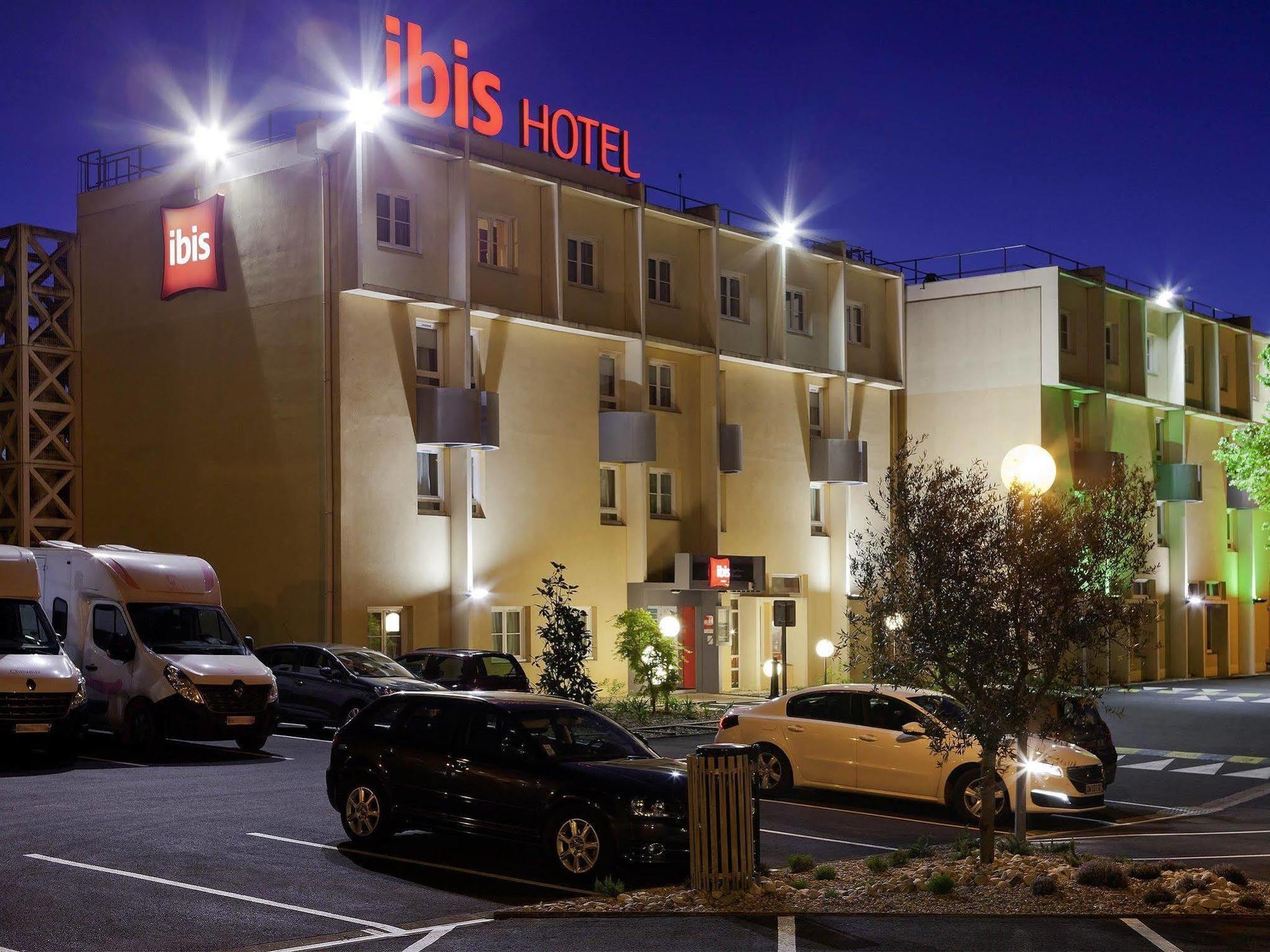 B&B Hotel Lyon Eurexpo Bron Exterior photo