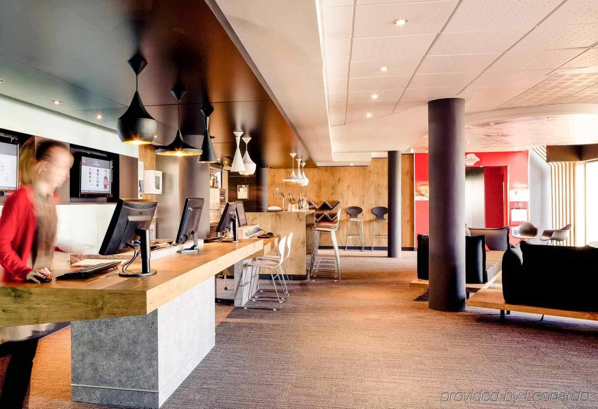 B&B Hotel Lyon Eurexpo Bron Exterior photo